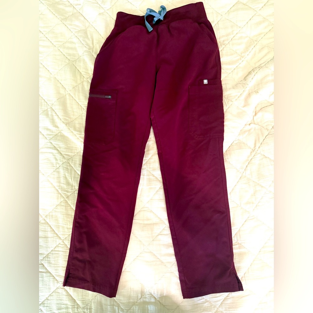 Women’s Figs technical collection scrubs